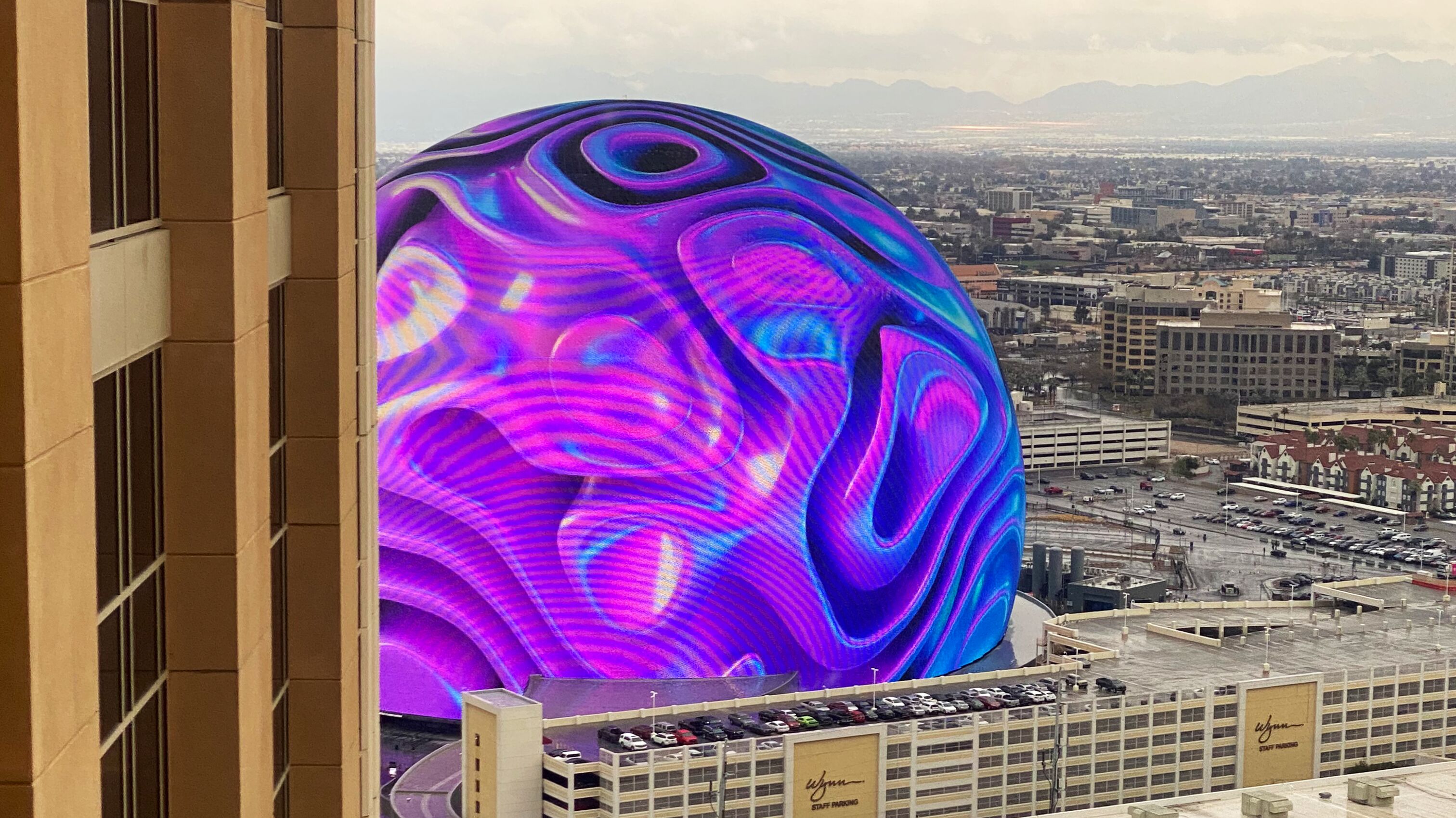 Blick auf The Sphere
