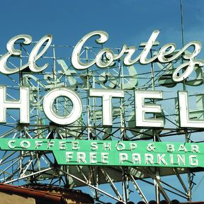 Leuchtreklame des El Cortez Hotels in Las Vegas, Nevada