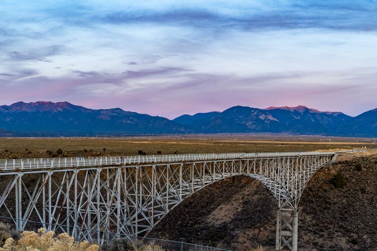 Rio Grande Gorge Bridge bei Taos in New Mexico