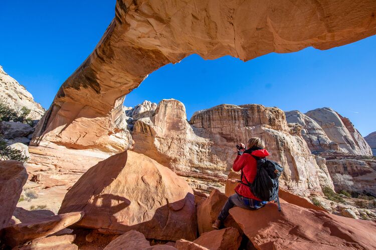 Besondere Hickman Bridge im Capitol Reef Nationalpark in Utah Besondere Hickman Bridge im Capitol Reef Nationalpark in Utah