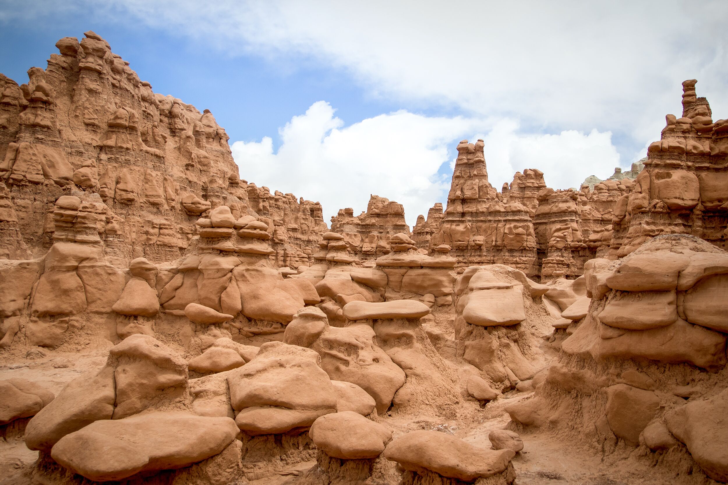 Erodierter Sandstein im Goblin Valley State Park Erodierter Sandstein im Goblin Valley State Park