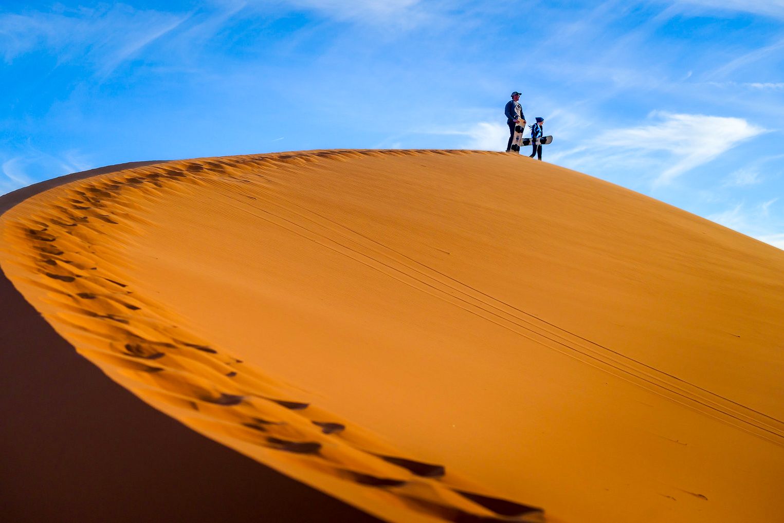 DÃ¼nen surfen im Coral Pink Sand Dunes State Park in Utah