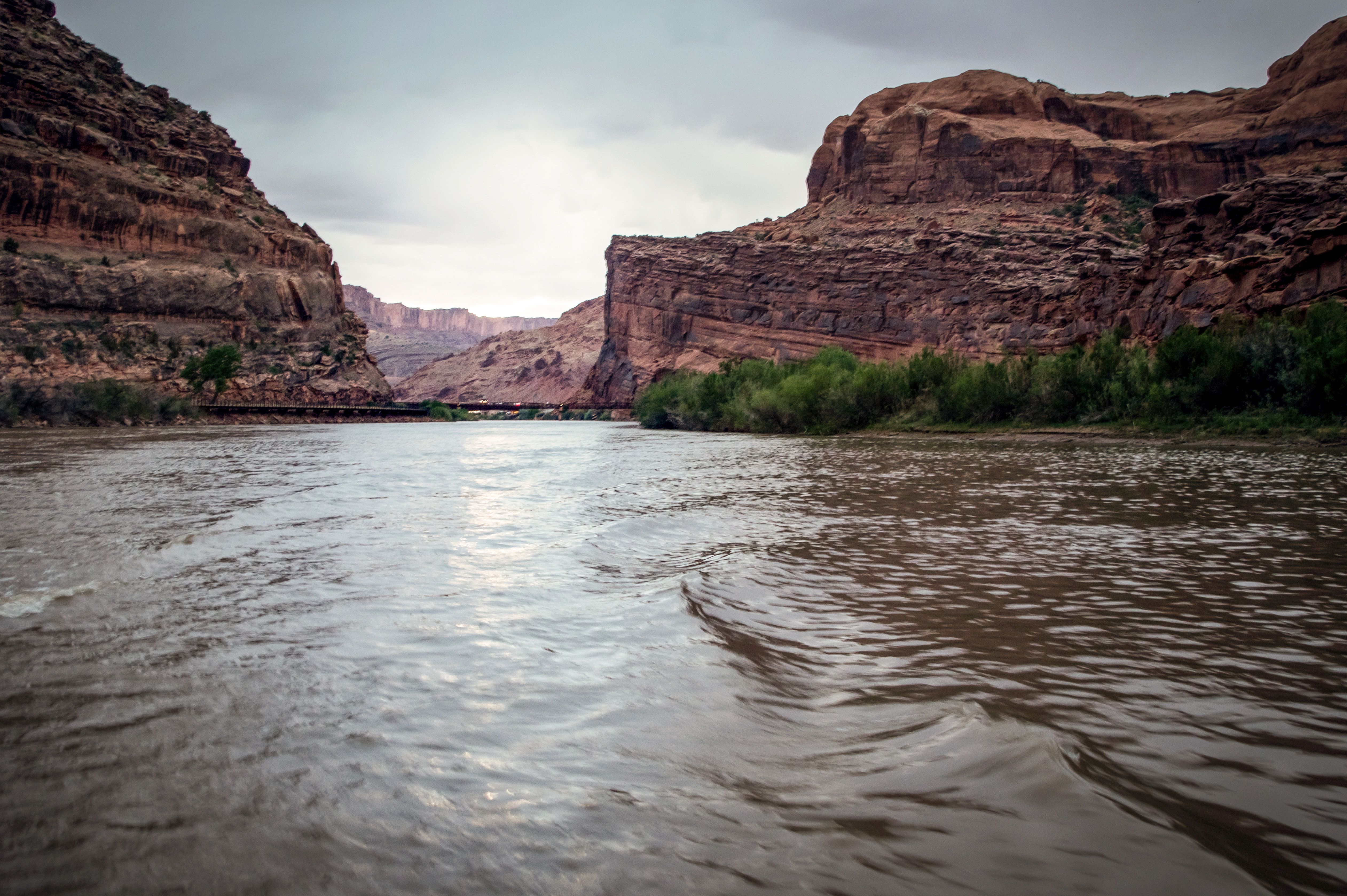 Tolle Momentaufnahmen während einer Sunset Jet Boat Tour auf dem Colorado River in Moab