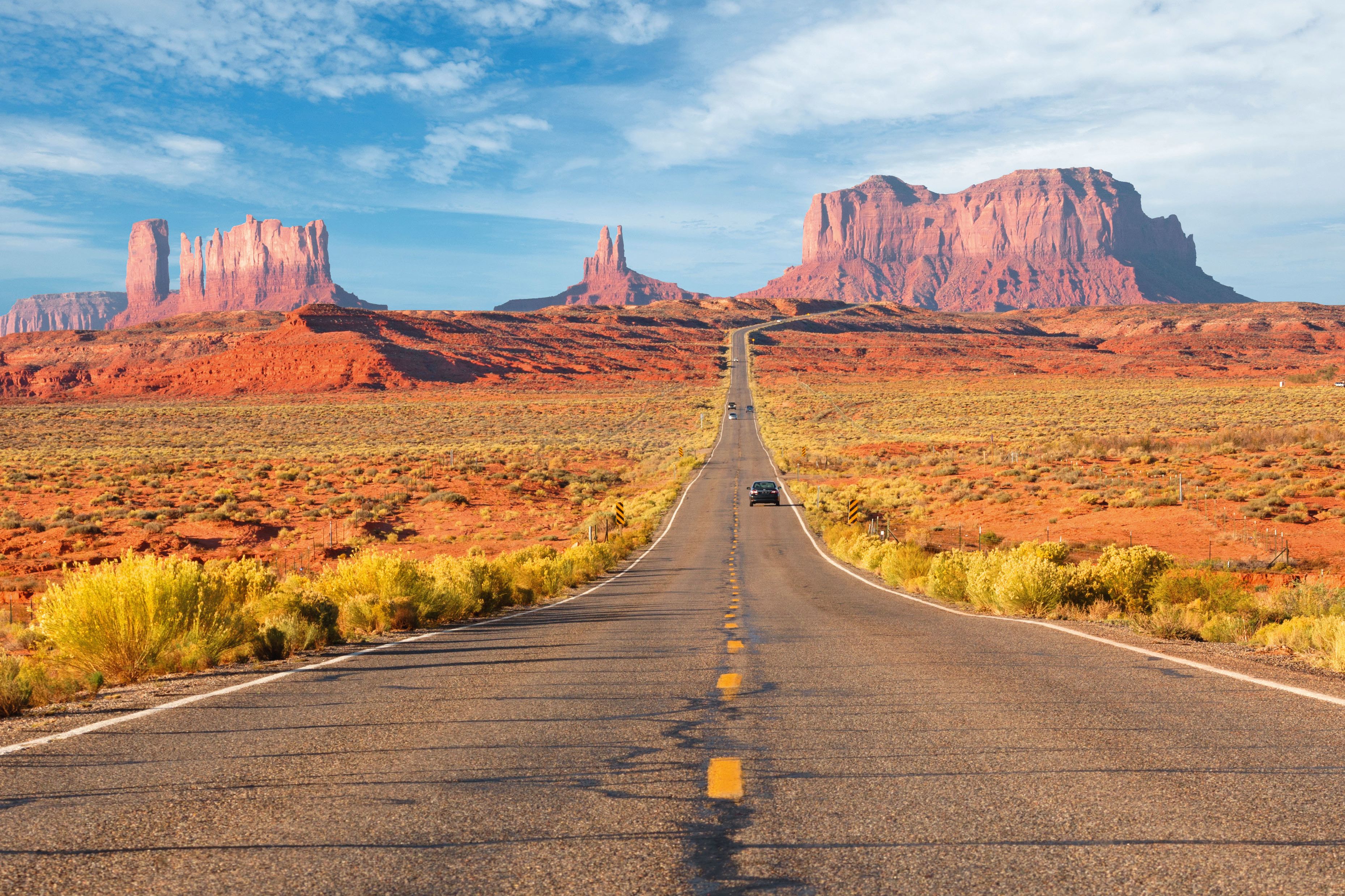 Straße durchs Monument Valley