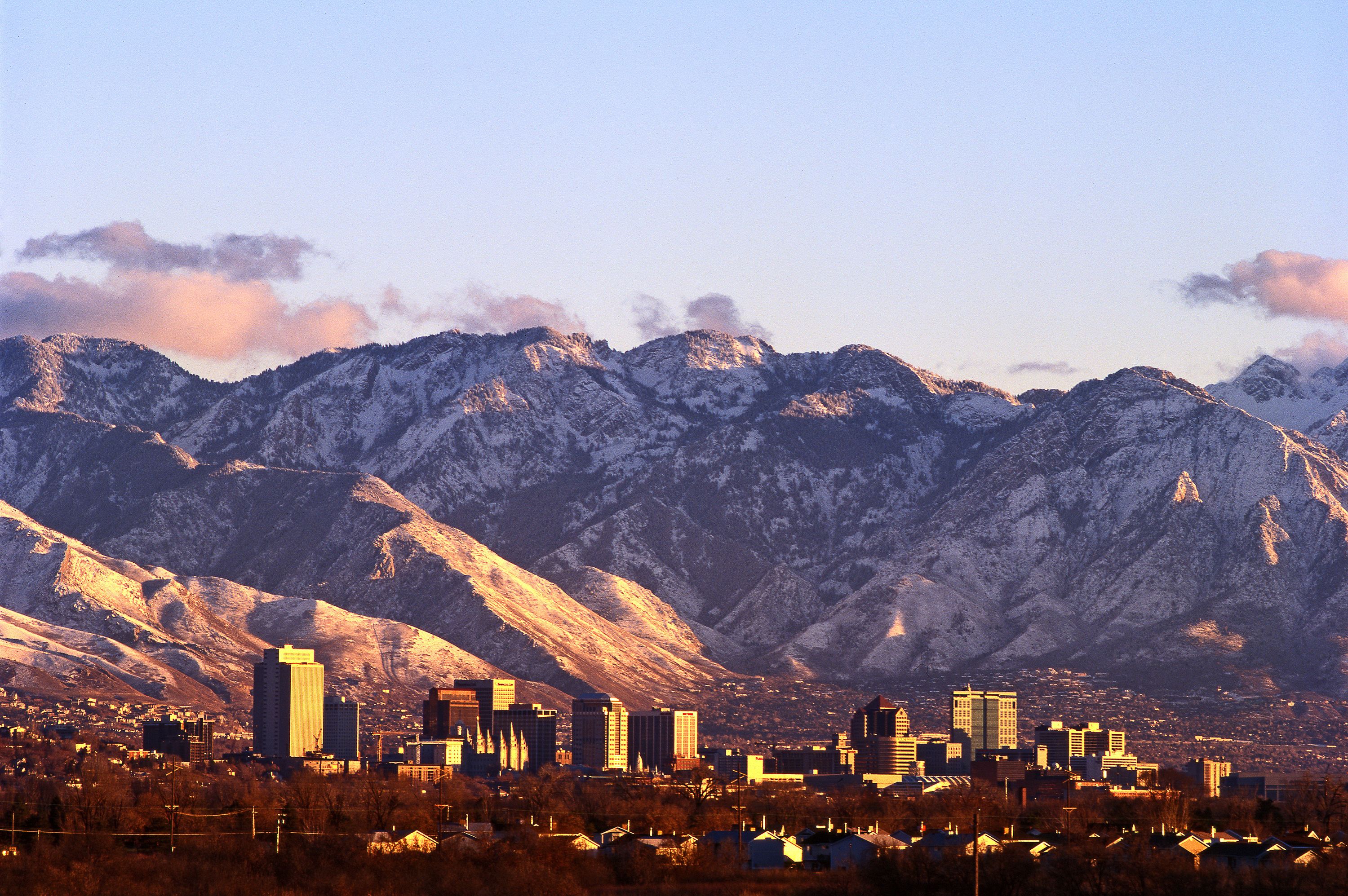 Skyline von Salt Lake City in der DÃ¤mmerung