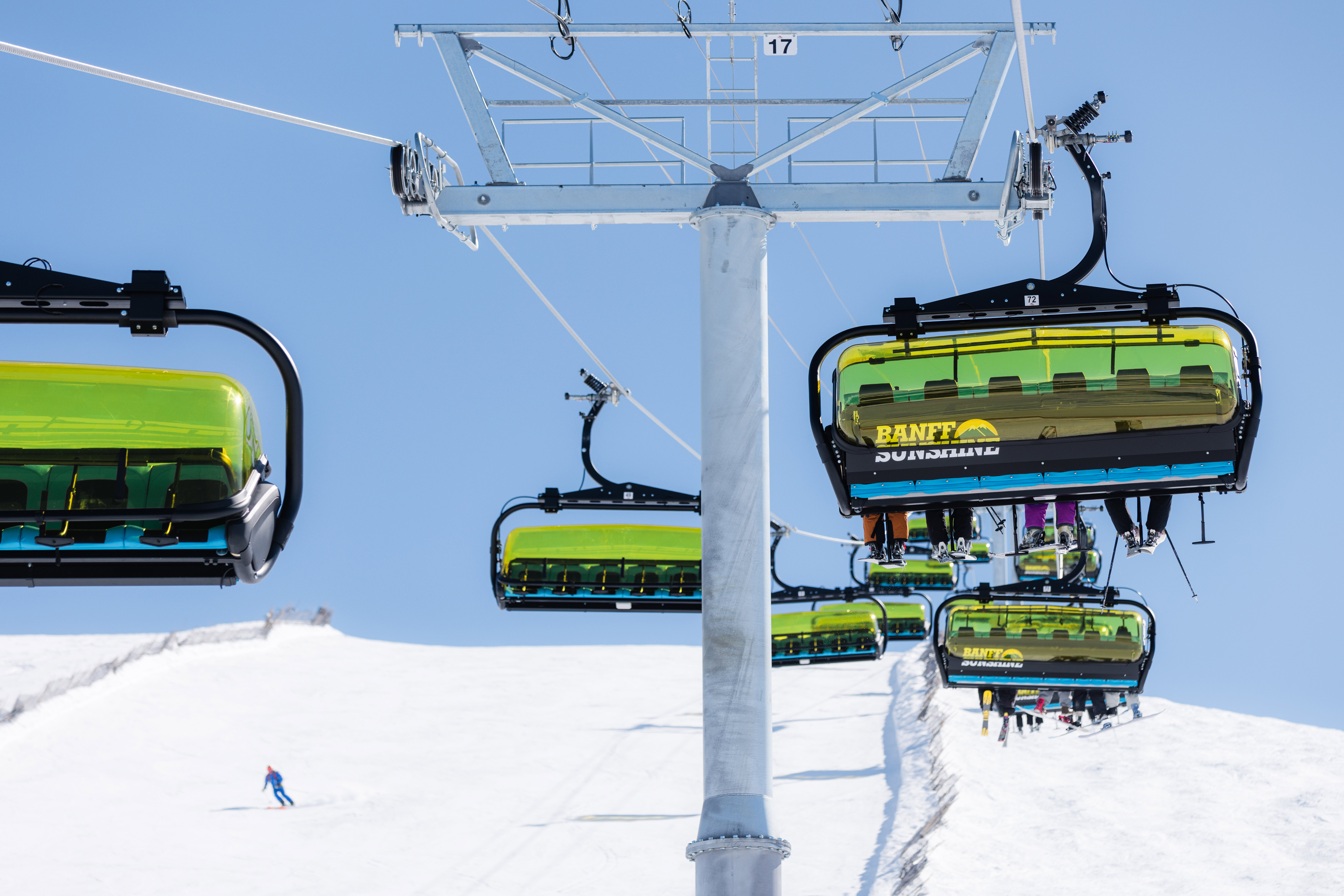 Blick auf den Skilift Super Angel LX Express, Sunshine Village