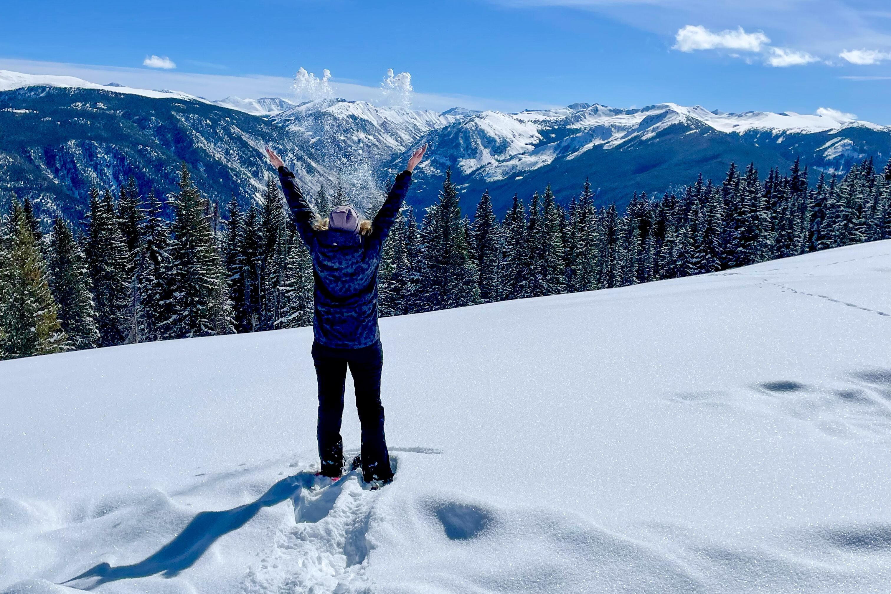 Schneeschuh-Tour in Aspen bei traumhaftem Wetter