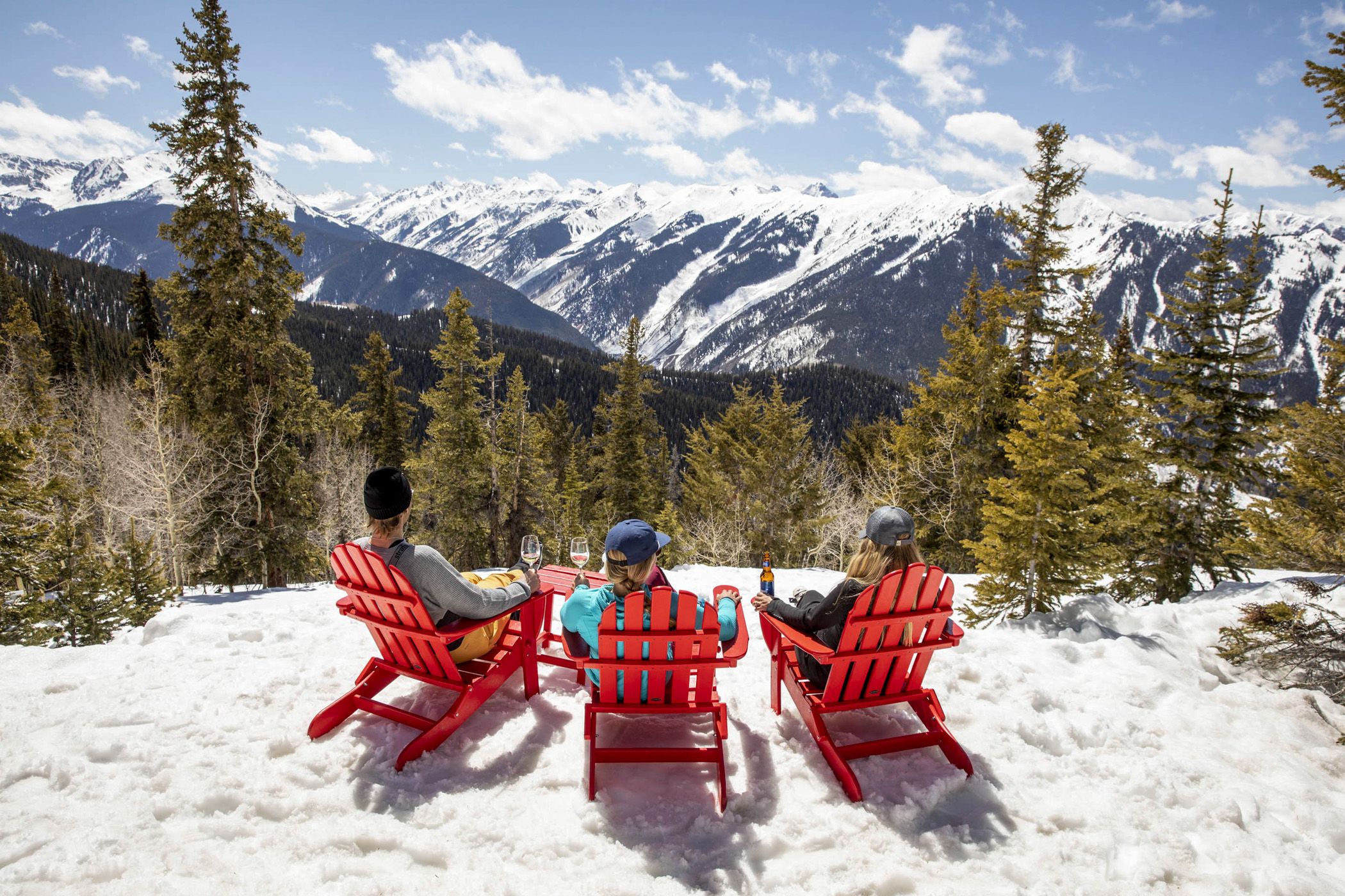 Auf den Skibergen eine Pause einlegen im Aspen Snowmass