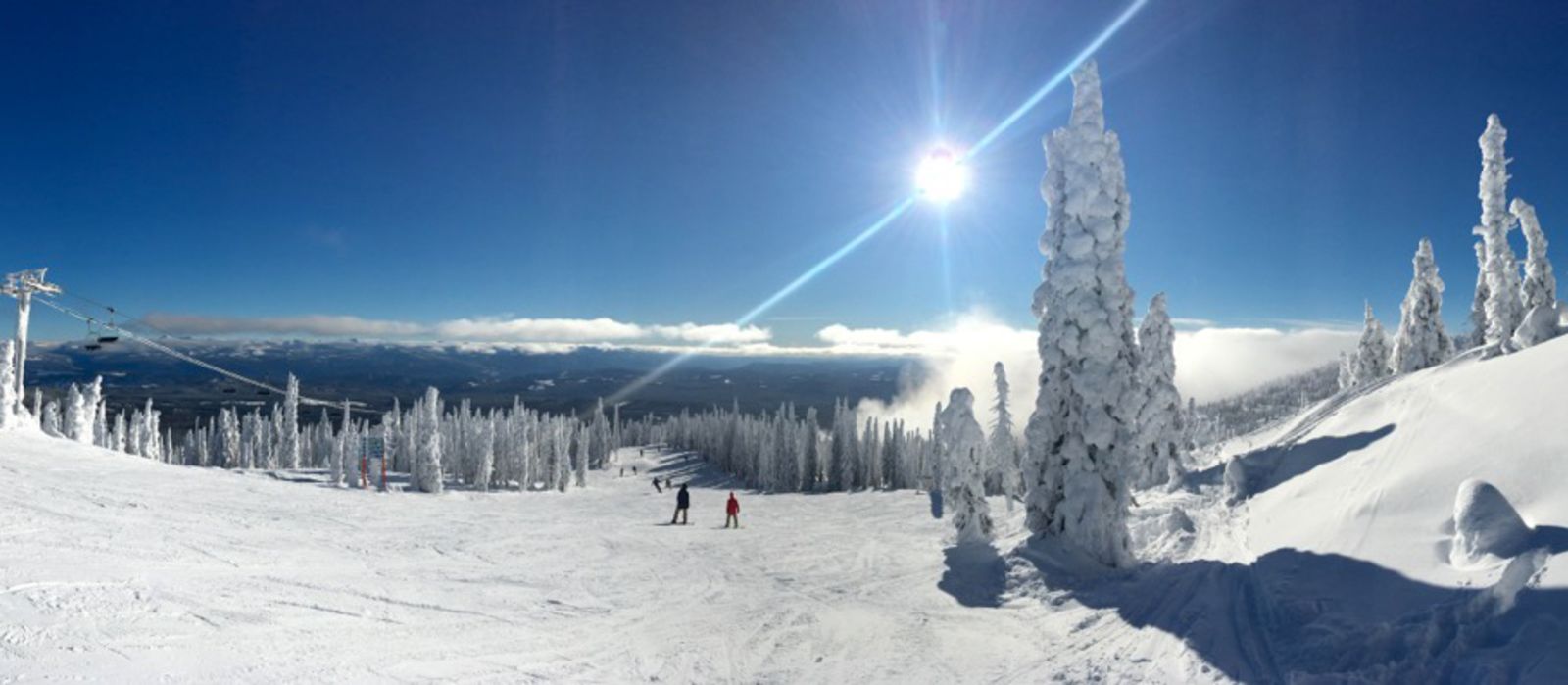 Panorama von Piste im Big White Ski Resort