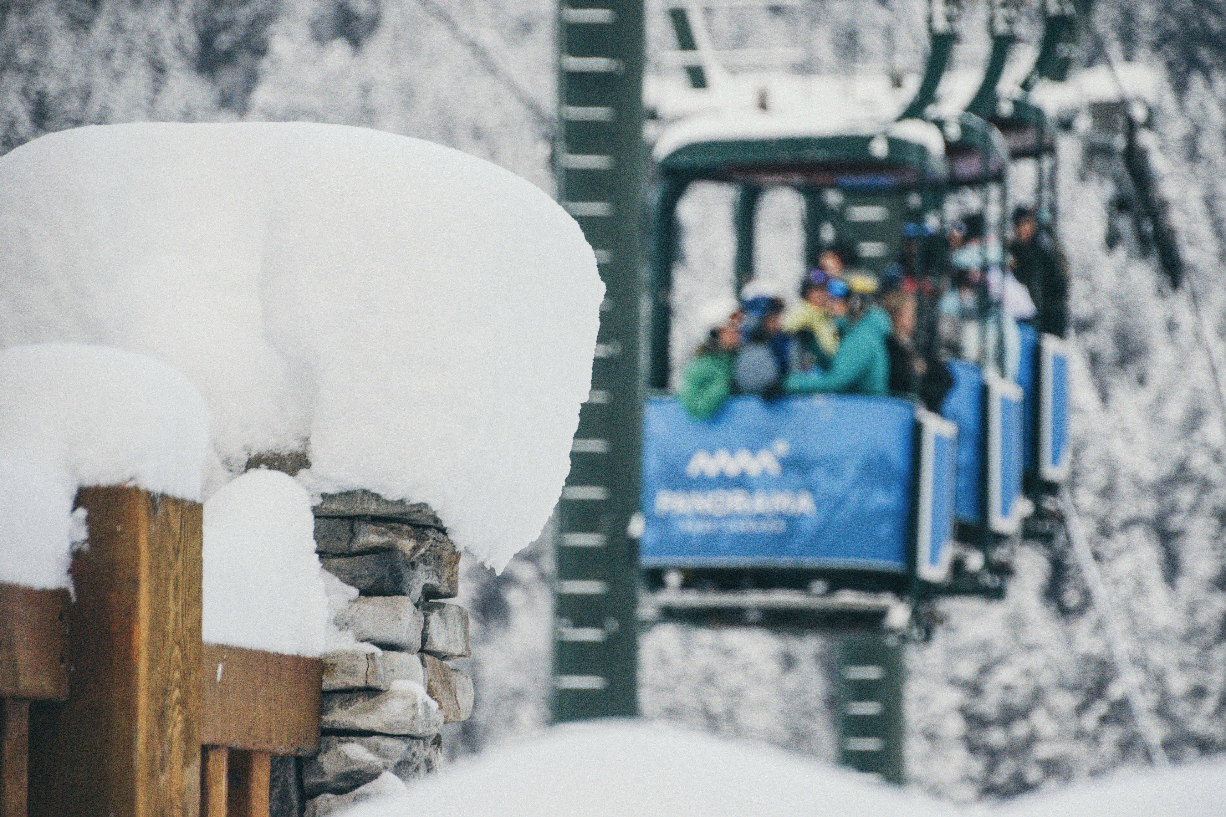 Schnee im Panorama Mountain Resort in British Columbia