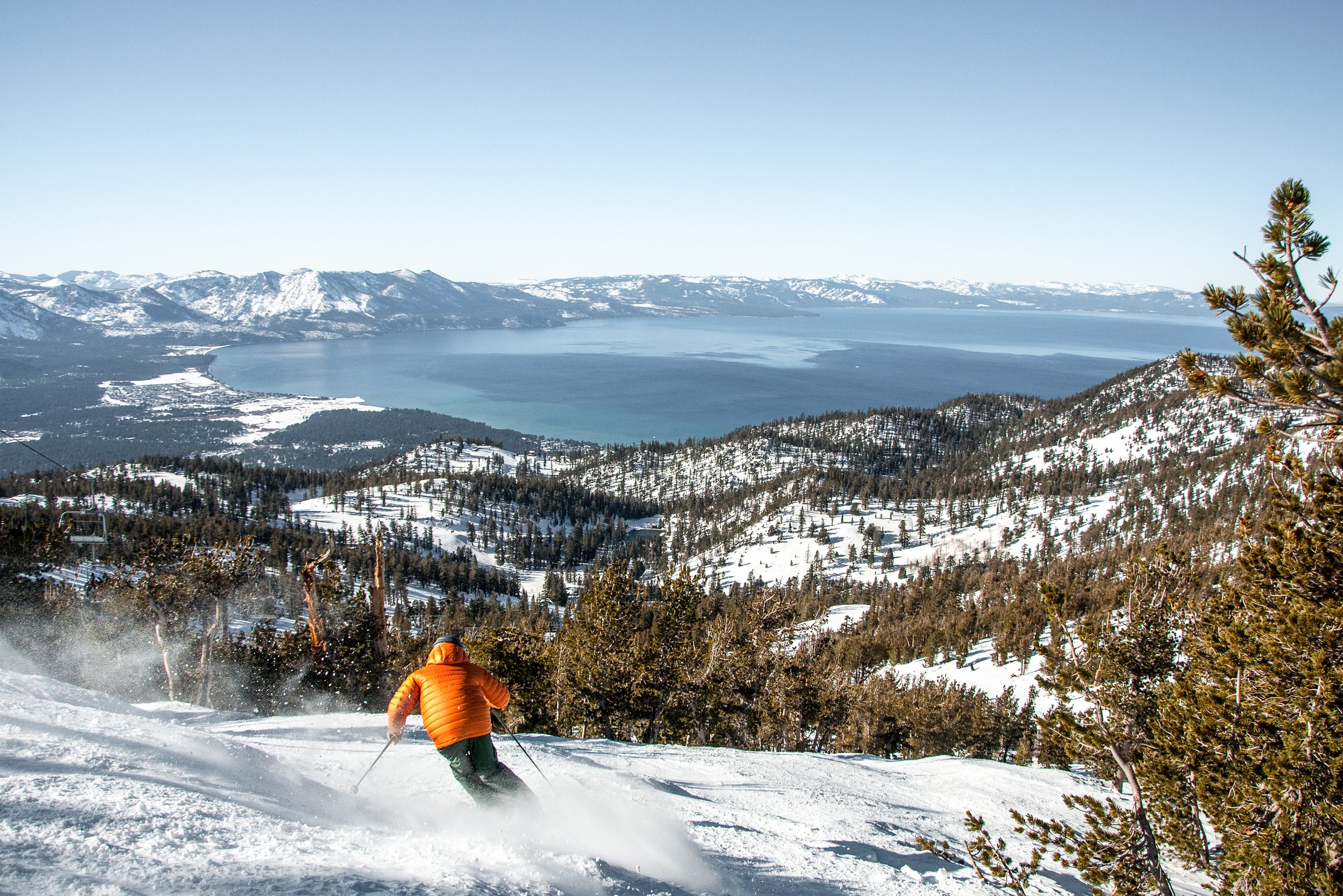 Skifahren im Heavenly Mountain Resort beim Lake Tahoe