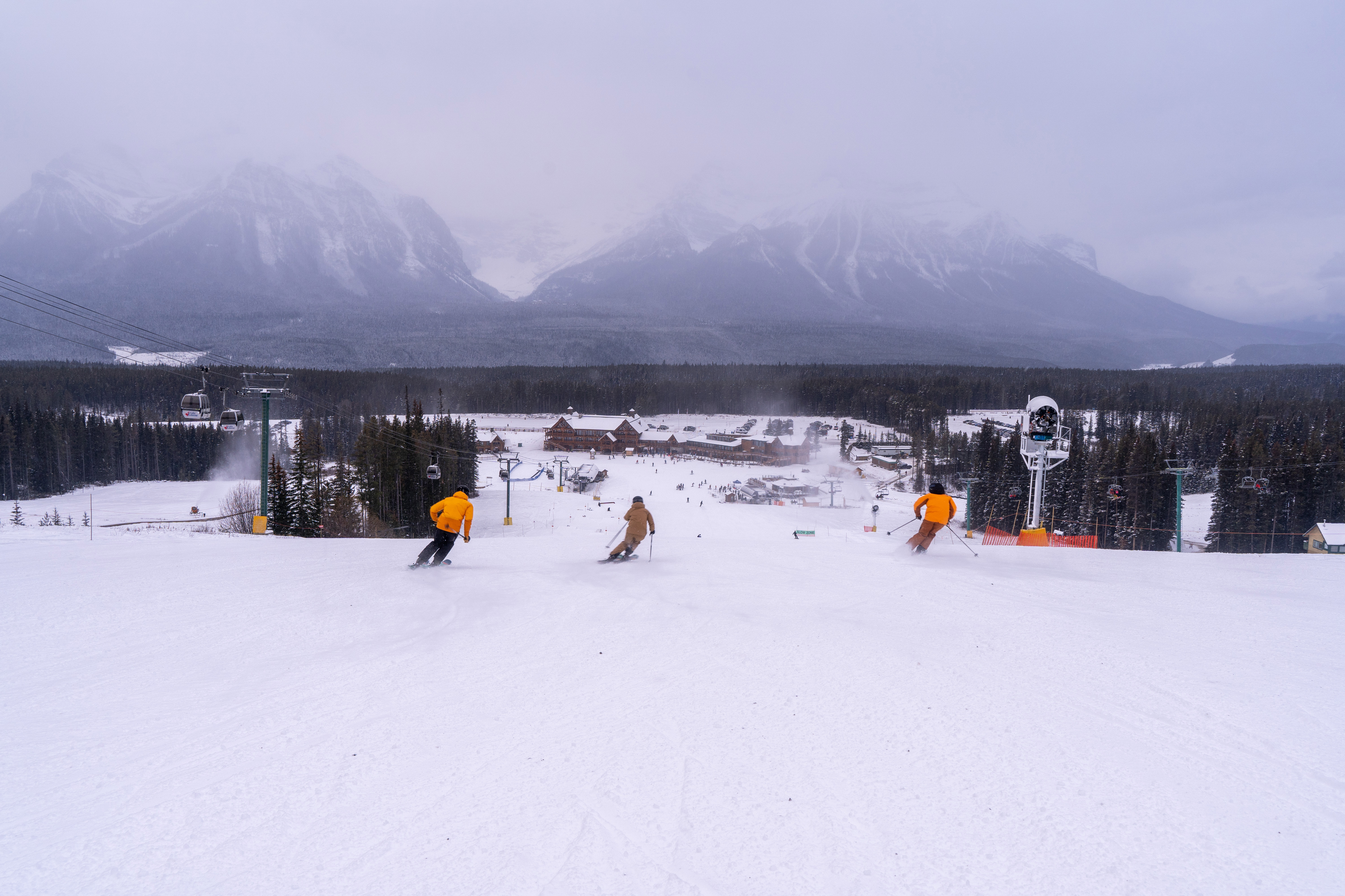 Traumhafter Schnee im Winter 2022/2023, Lake Louise