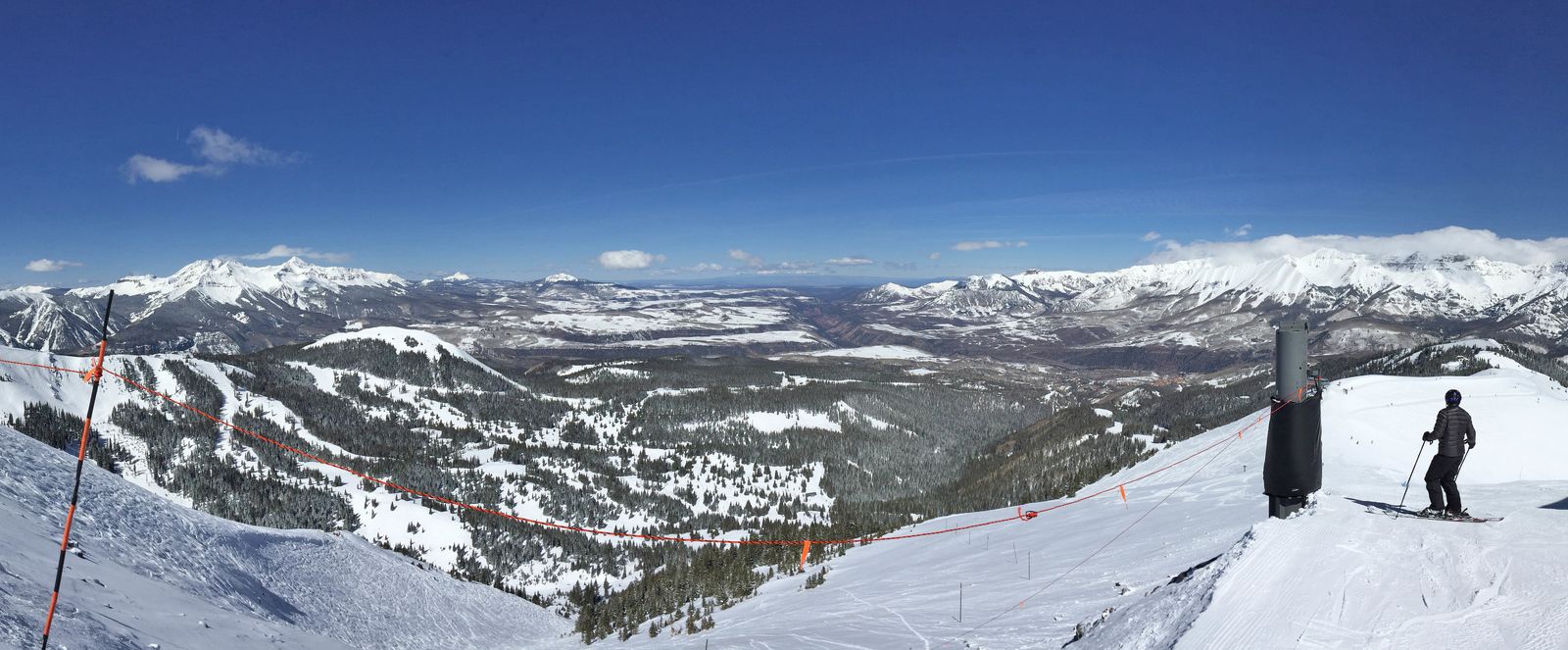 Ein Panorama Bild des Telluride Ski Resort, Colorado