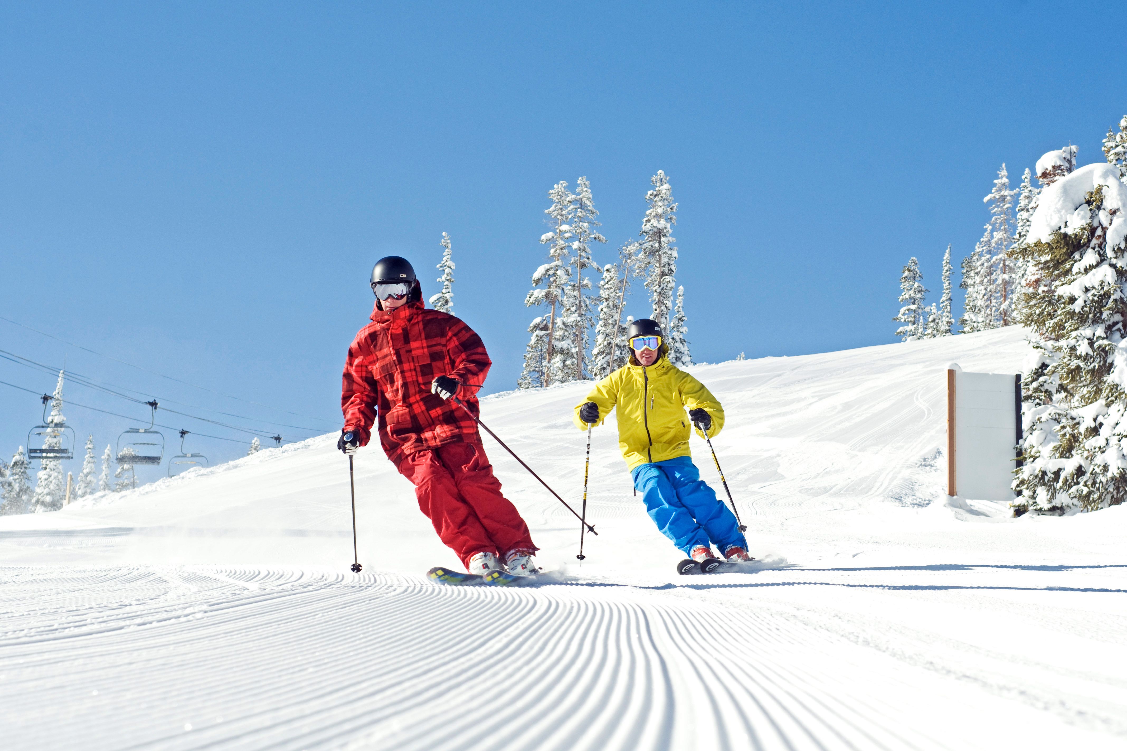 Groomer; Male; Ski; Winter