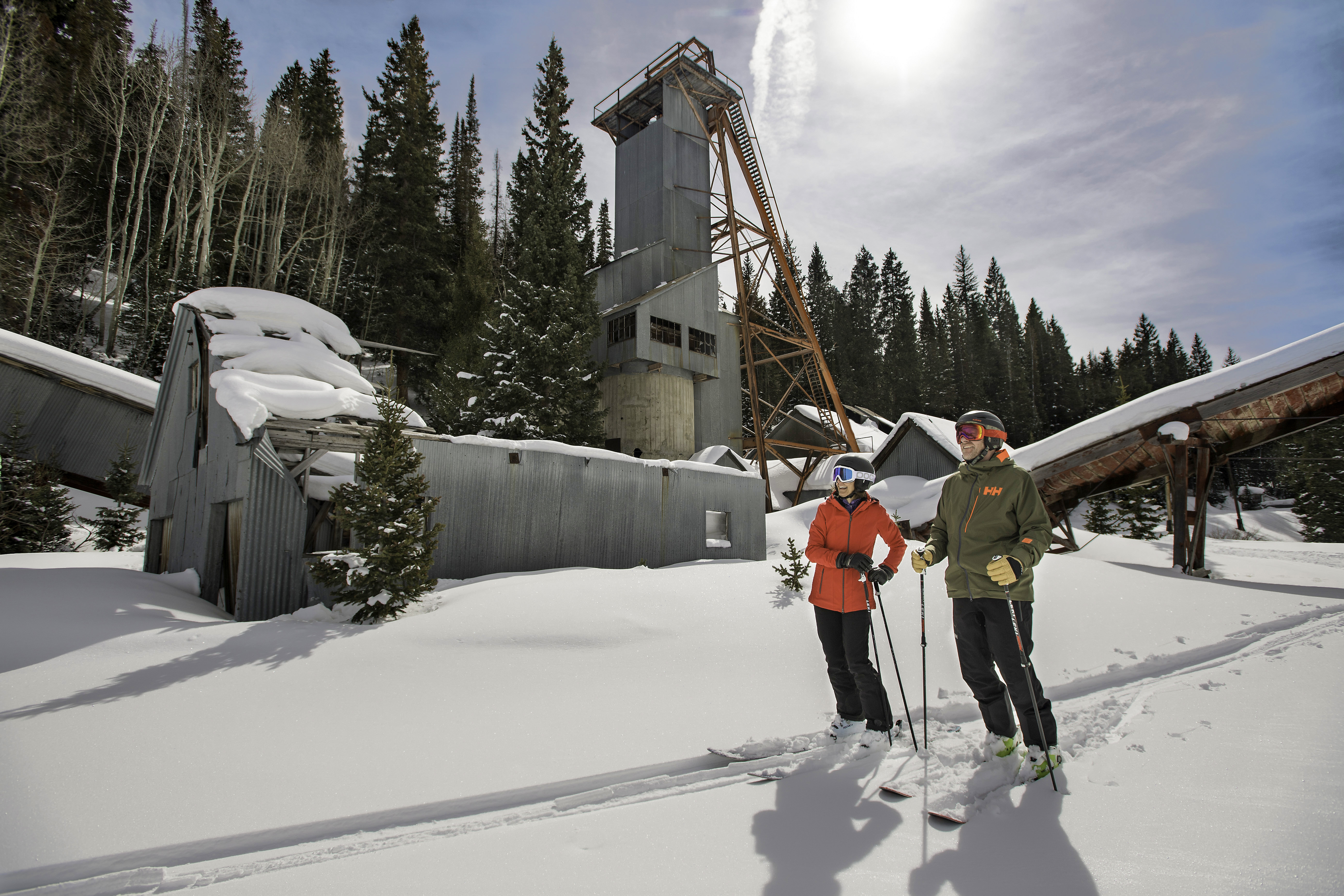 Die Gegend um Park City im Vail Resort in Utah auf Skiern erkunden