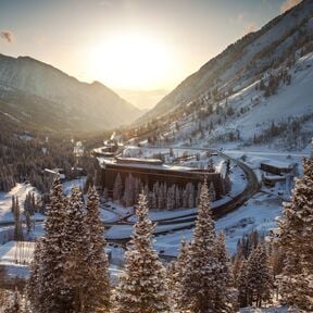 The Cliff Lodge im Snowbird Skigebiet in Utah The Cliff Lodge im Snowbird Skigebiet in Utah