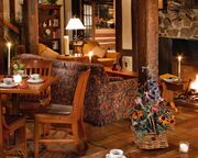 ski/vail-resorts/keystone/hotels/ski-tip-lodge/interior-aufenthaltsraum.cr4704x2060-0x715 ski/vail-resorts/keystone/hotels/ski-tip-lodge/interior-aufenthaltsraum.cr4704x2060-0x715