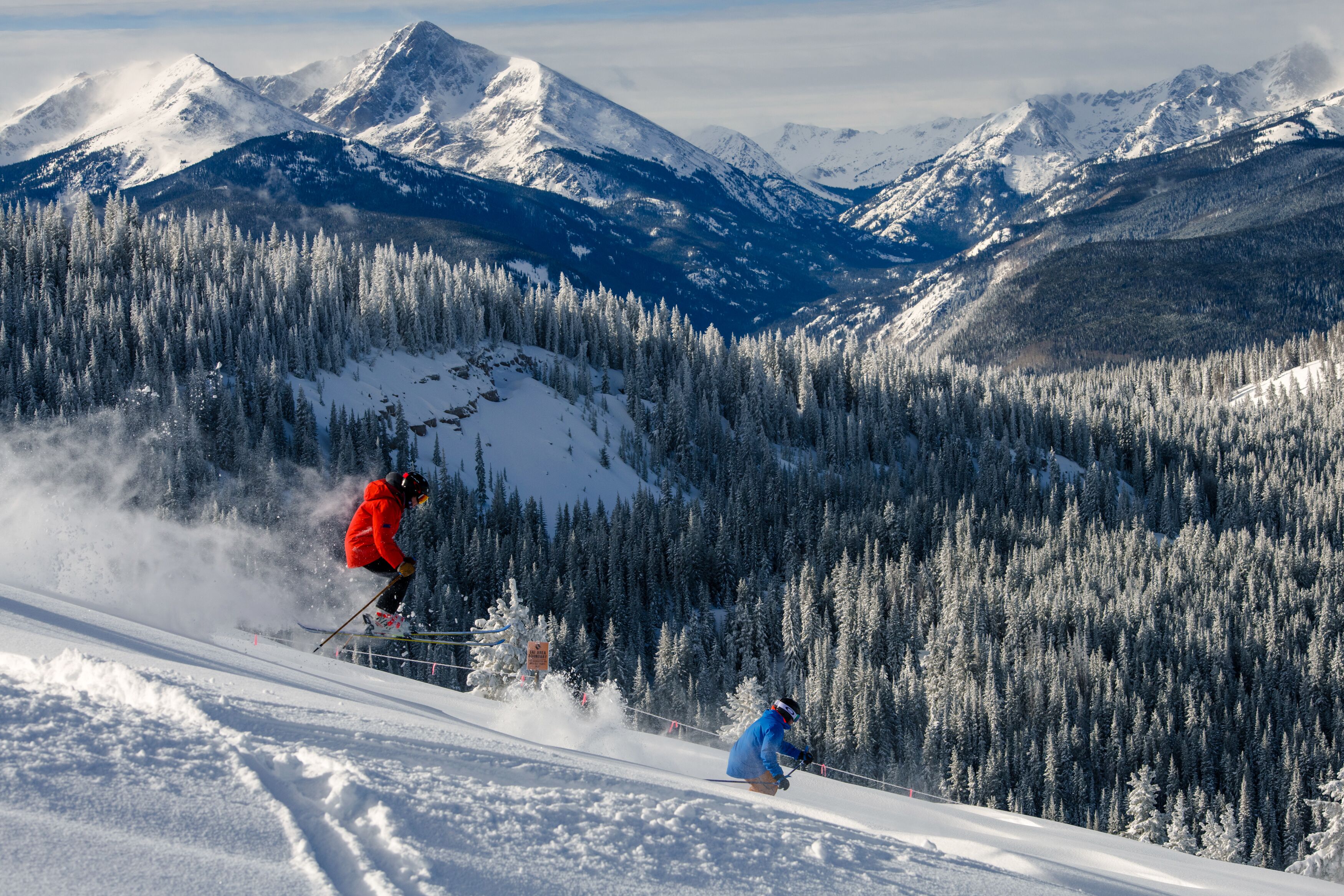 Skipisten herunterfahren im Ski Vail Resort