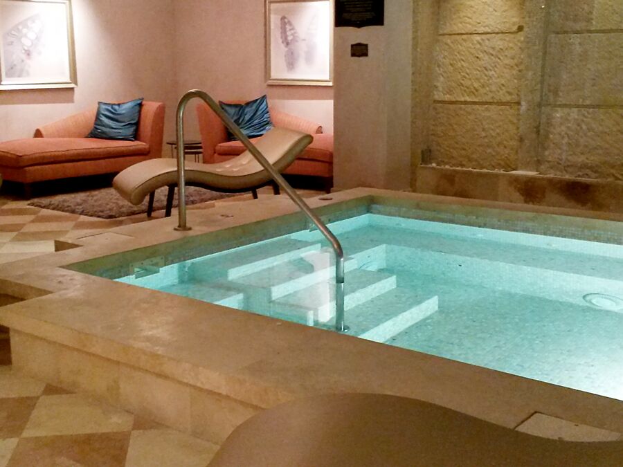 Pool im The Arabelle in Vail, Colorado