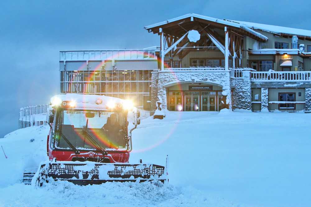 Crystal Hut Mountain Top Fondue CANUSA