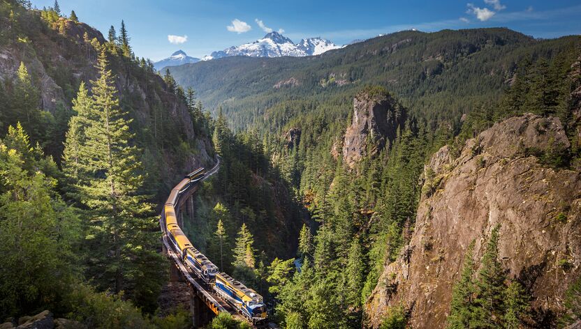 Im Rocky Mountaineer durch unberührte Natur gleiten