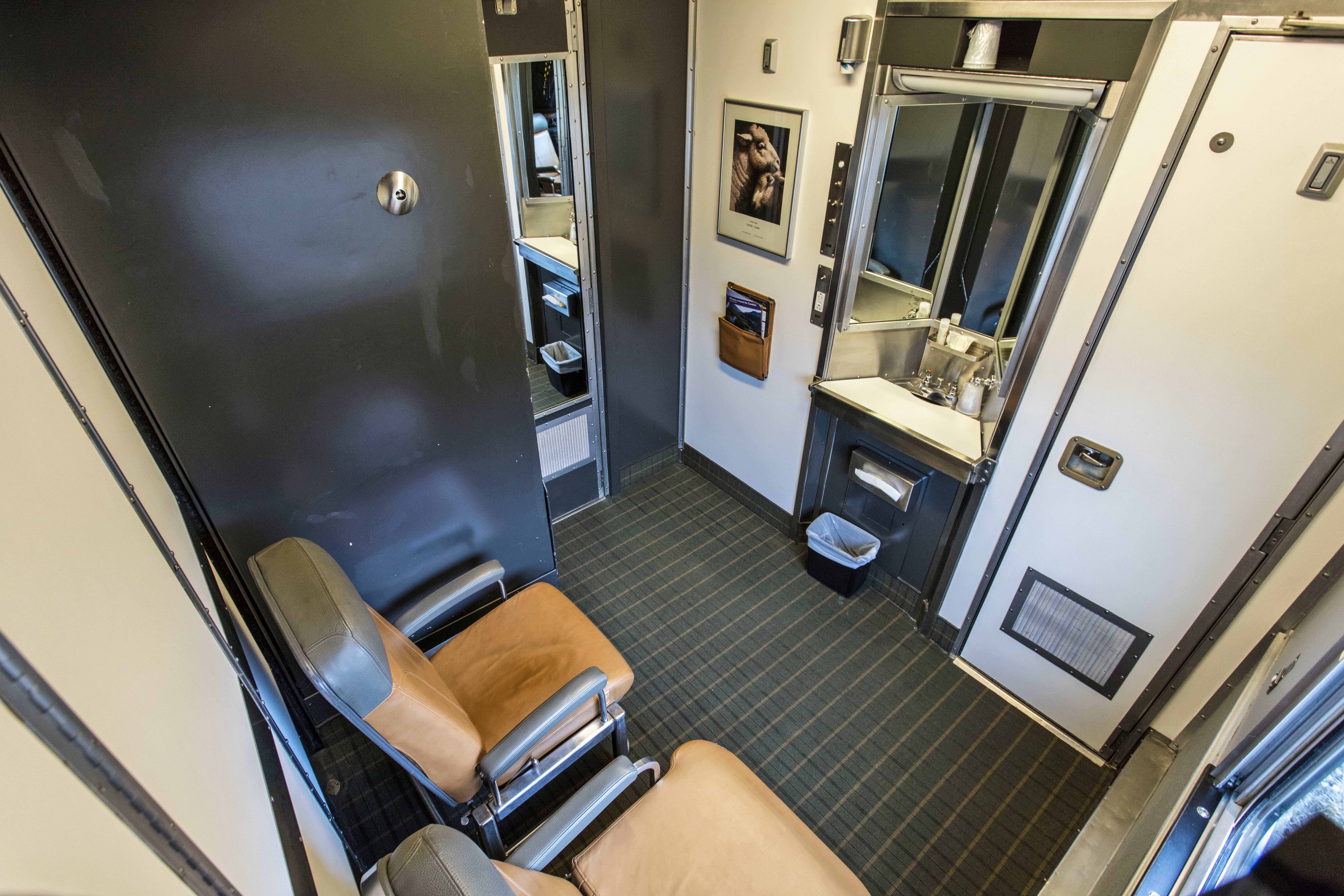 Impressionen einer 2 Personen Kabine des "The Canadian" Zuges von VIA Rail Canada