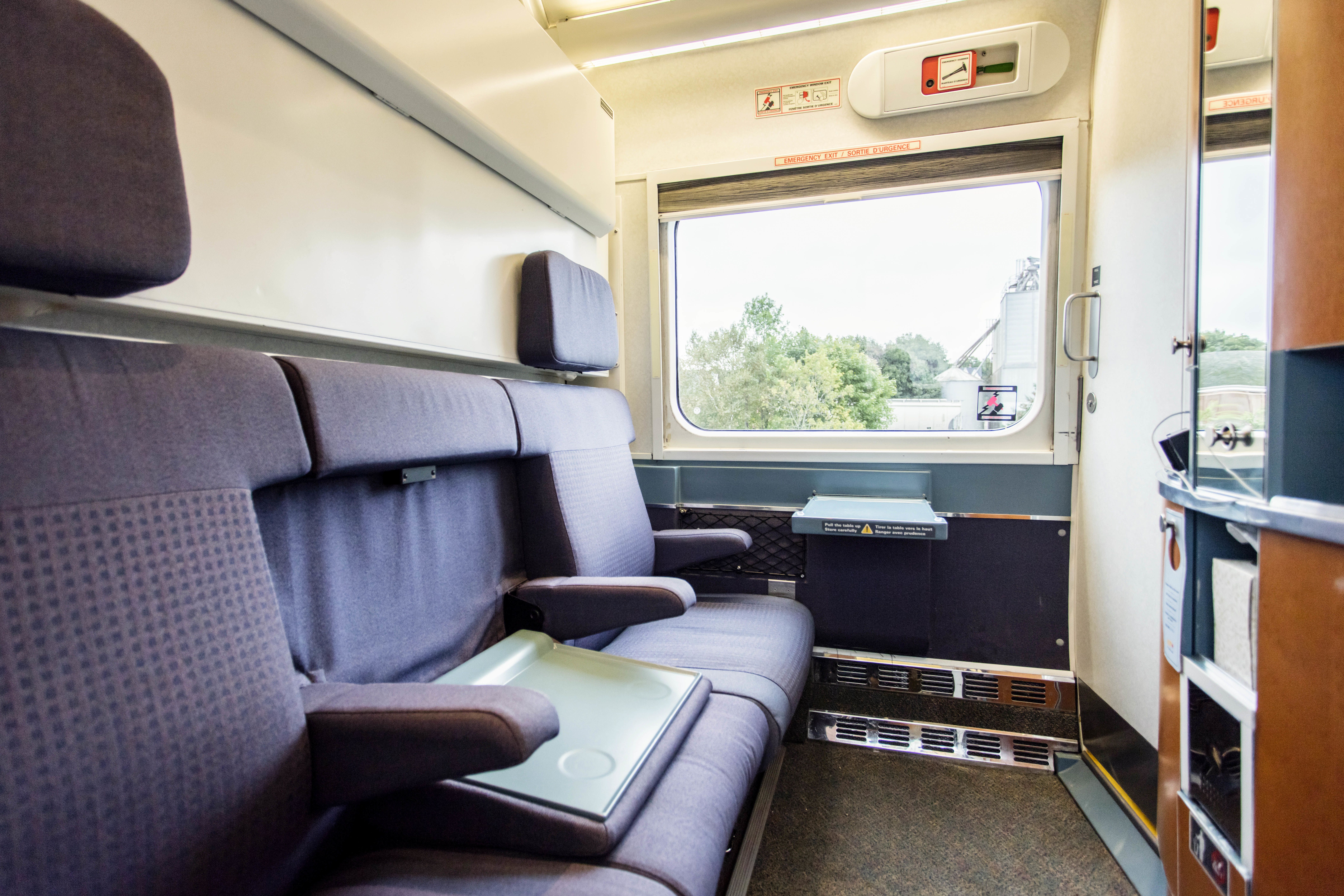 Eine Kabine des "The Ocean" Zuges von VIA Rail Canada am Tag