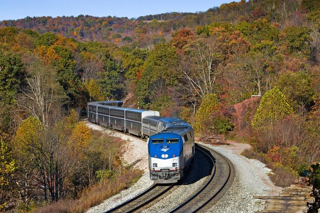 Der Capitol Limited Zug auf dem Weg durch Pennsylvania