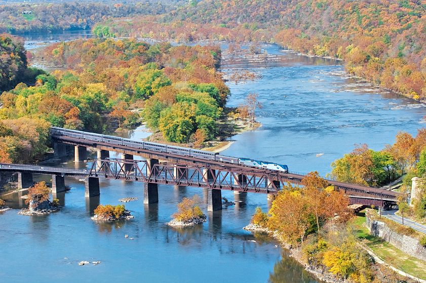 Amtrak Capitol Limited an der Ostkueste unterwegs